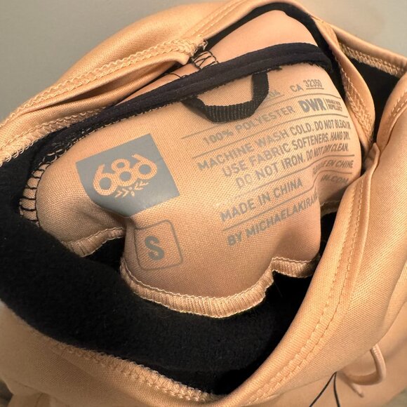 686 Snowboard Jacket Hoodie - Picture 3 of 3